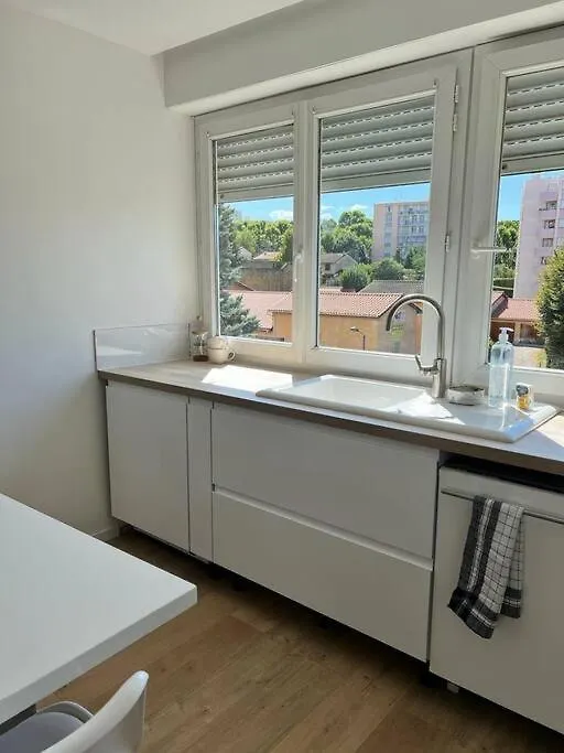 Appartement Neuf & Calme / Grand Balcon & Parking Villefranche-sur-Saone France