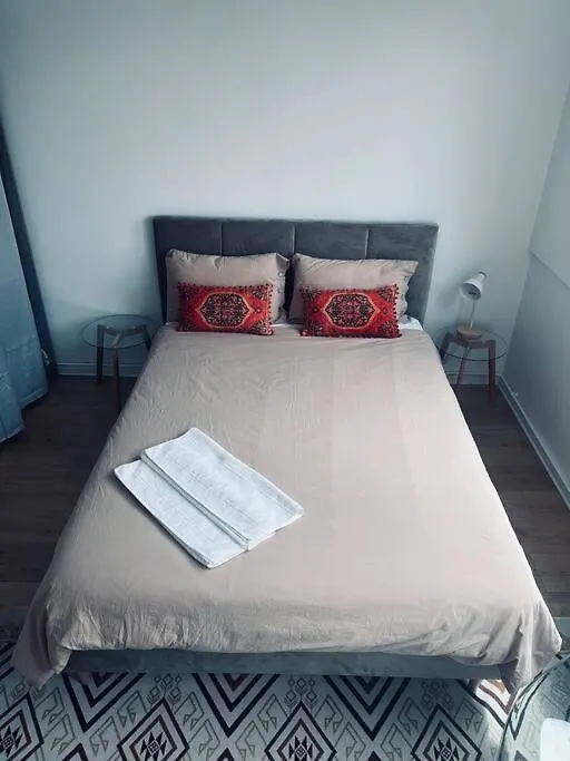 Appartement Neuf & Calme / Grand Balcon & Parking Villefranche-sur-Saone 0*,
